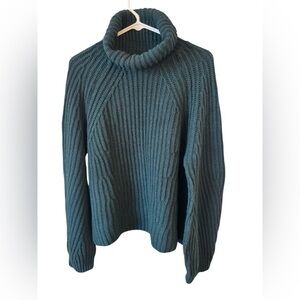 Brochu Walker Sweater Wool cashmere Blend. Style # DVL2568